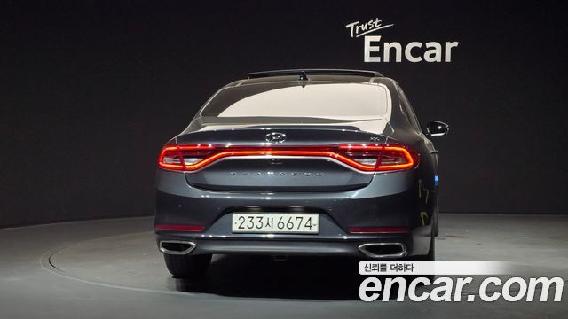Hyundai Grandeur из Кореи Encar