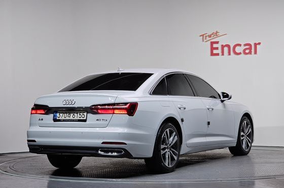Audi A6 40 TDI — пробег 93 713 км — фото 2 из 5