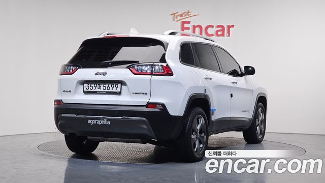 Jeep Cherokee из Кореи Encar