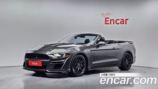 Ford Mustang Convertible — пробег 53 706 км — фото 1 из 5