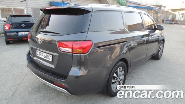 Kia Carnival из Кореи Encar