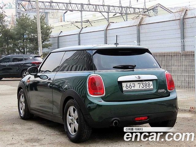 Mini Cooper Standard 3rd — пробег 136 965 км — фото 3 из 5