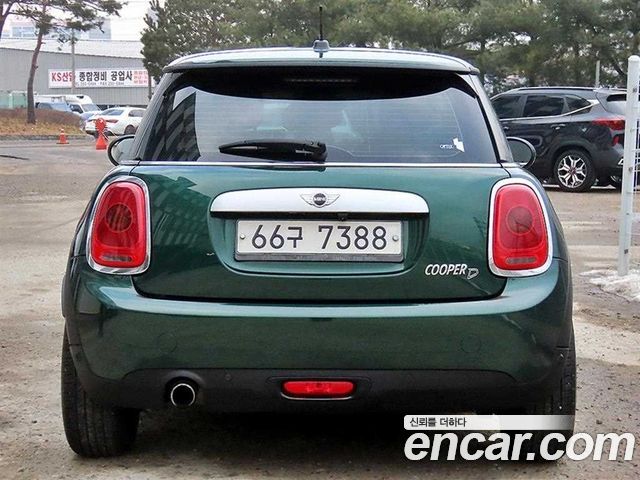 Mini Cooper Standard 3rd — пробег 136 965 км — фото 4 из 5