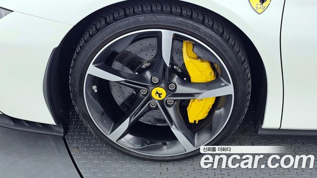 Ferrari SF90 из Кореи Encar
