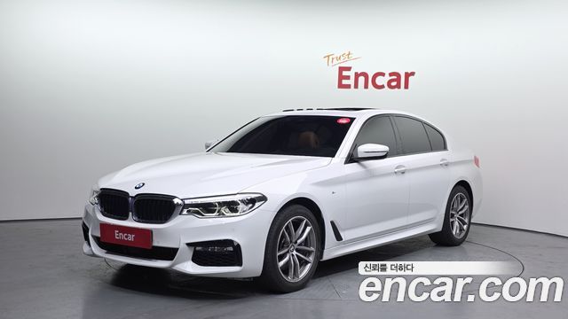 BMW 5-Series 530i xDrive M Sport Package — пробег 127 645 км — фото 1 из 5
