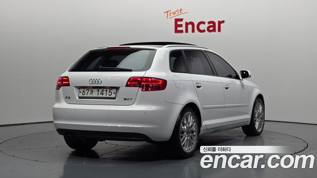 Audi A3 2.0 TFSI Dynamic 8P — пробег 89 014 км — фото 2 из 5