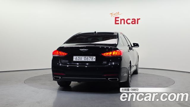 Hyundai Genesis из Кореи Encar