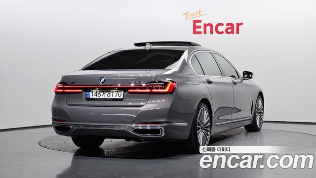 BMW 7-Series 740Li xDrive Design Pure Excellence — пробег 137 253 км — фото 2 из 5