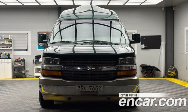 Chevrolet Express Van 6.0 — пробег 108 000 км — фото 3 из 4