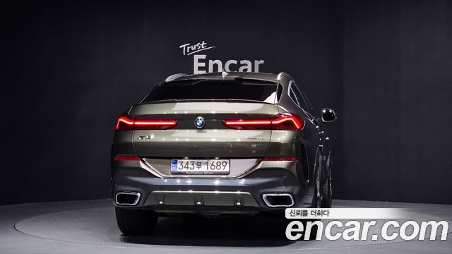 BMW X6 xDrive40i M Sport — пробег 45 438 км — фото 4 из 5
