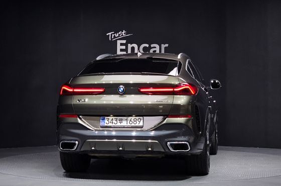 BMW X6 xDrive40i M Sport — пробег 45 438 км — фото 4 из 5