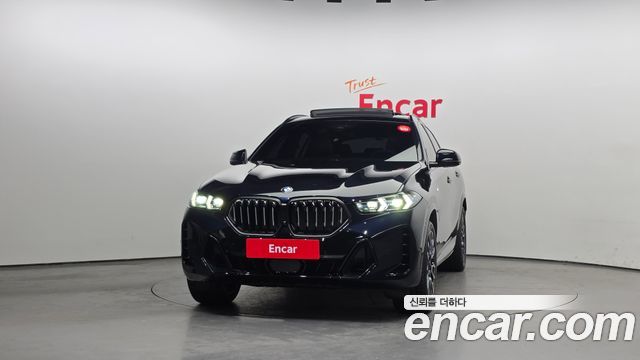 BMW X6 xDrive40i M Sport — пробег 6 819 км — фото 3 из 5