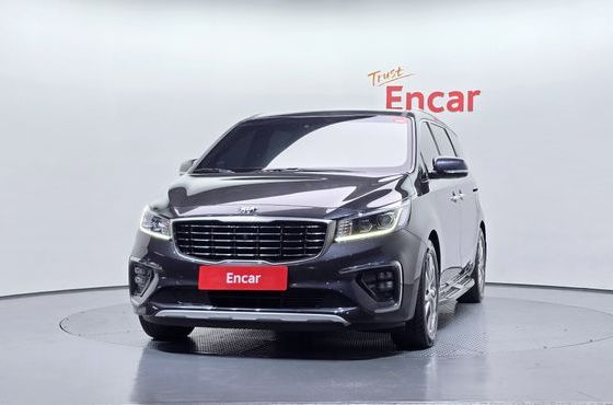 Kia Carnival Gasoline 9-Seater Noblesse Special — пробег 81 619 км — фото 3 из 5