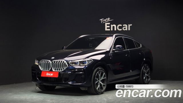 BMW X6 xDrive40i M Sport — пробег 71 074 км — фото 1 из 5