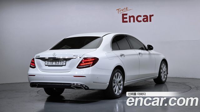 Mercedes-Benz E-Class из Кореи Encar