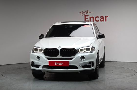 BMW X5 xDrive 40e iPerformance — пробег 65 929 км — фото 3 из 5