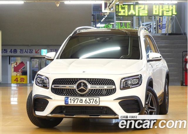 Mercedes-Benz GLB-Class GLB250 4MATIC — пробег 26 000 км — фото 3 из 5