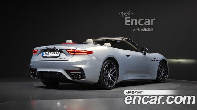 Maserati Gran Cabrio из Кореи Encar
