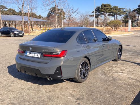 BMW 3-Series 320i M Sport — пробег 22 800 км — фото 3 из 5