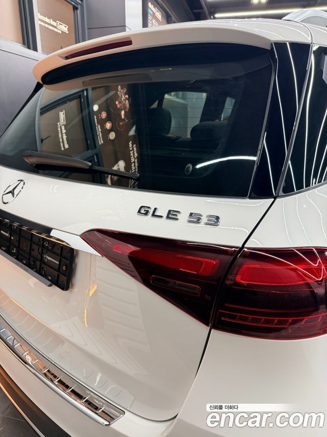 Mercedes-Benz GLE-Class AMG GLE53 4MATIC+ — пробег 100 км — фото 4 из 5