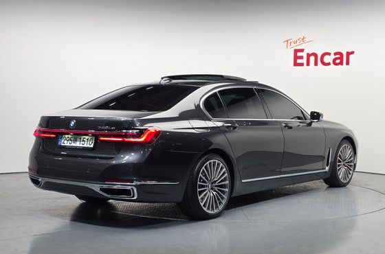 BMW 7-Series 745Le iPerformance Design Pure Excellence — пробег 75 275 км — фото 2 из 5