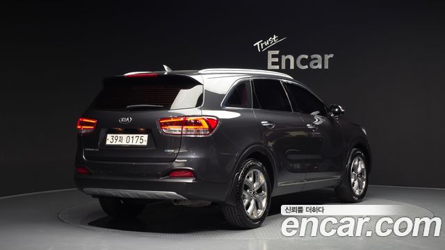 Kia Sorento Diesel 2.0 2WD Prestige — пробег 137 396 км — фото 2 из 5