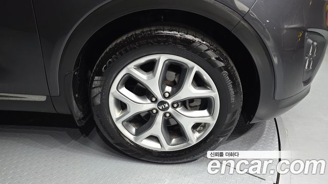 Kia Sorento Diesel 2.0 2WD Prestige — пробег 137 396 км — фото 5 из 5