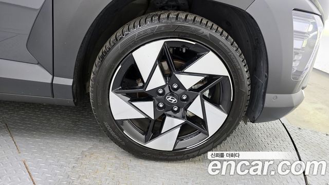 Hyundai Kona Gasoline 1.6 Turbo 4WD Inspiration — пробег 17 452 км — фото 5 из 5