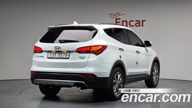 Hyundai Santafe Diesel(e-VGT) 2.0 4WD Premium — пробег 132 414 км — фото 2 из 5