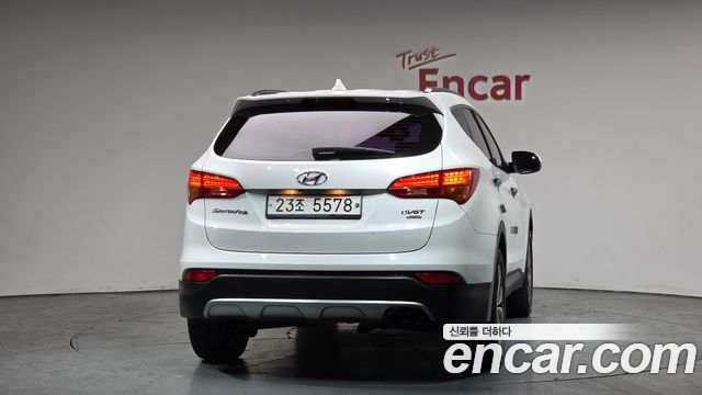Hyundai Santafe Diesel(e-VGT) 2.0 4WD Premium — пробег 132 414 км — фото 4 из 5