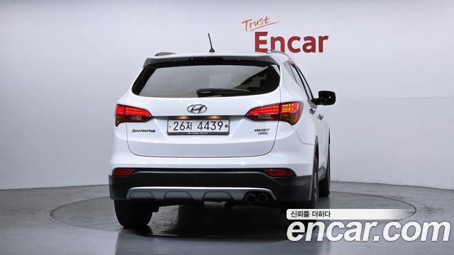 Hyundai Santafe Diesel(e-VGT) 2.2 4WD Exclusive — пробег 161 727 км — фото 4 из 5