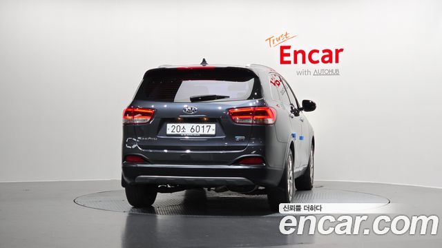 Kia Sorento Diesel 2.2 4WD Noblesse Special — пробег 173 925 км — фото 4 из 5