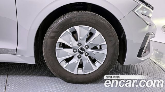 Kia K5 Prestige — пробег 16 860 км — фото 5 из 5