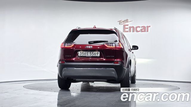 Jeep Cherokee 2.4 Limited AWD — пробег 56 797 км — фото 4 из 5