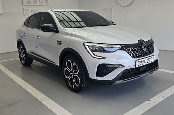Renault (Samsung) Arkana 1.6 E-TECH Iconic — пробег 24 117 км — фото 3 из 5