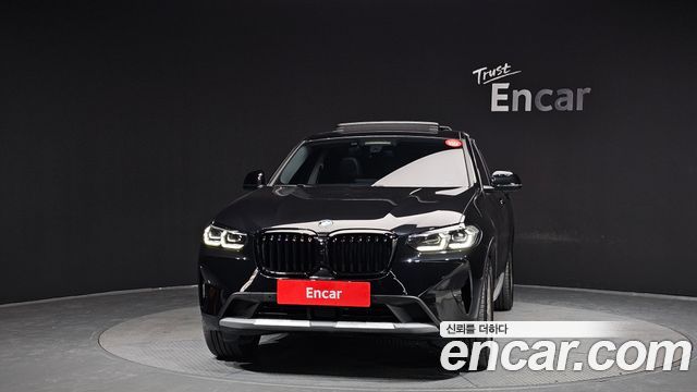 BMW X4 xDrive20i xLine — пробег 46 998 км — фото 3 из 5