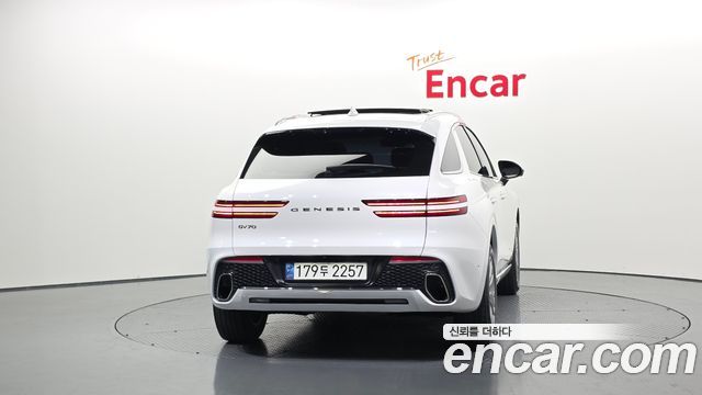 Genesis GV70 из Кореи Encar