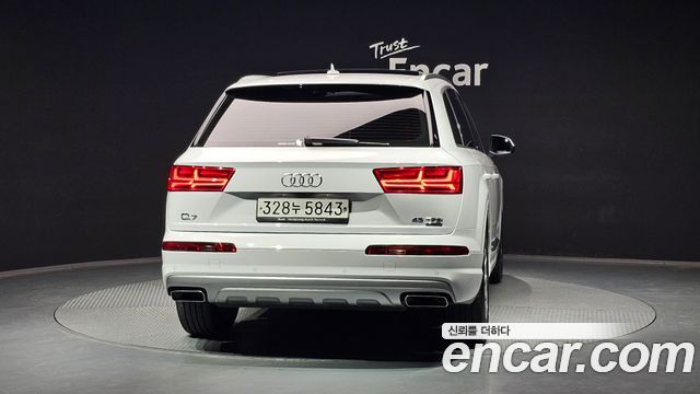 Audi Q7 45 TFSI Quattro — пробег 79 297 км — фото 4 из 5