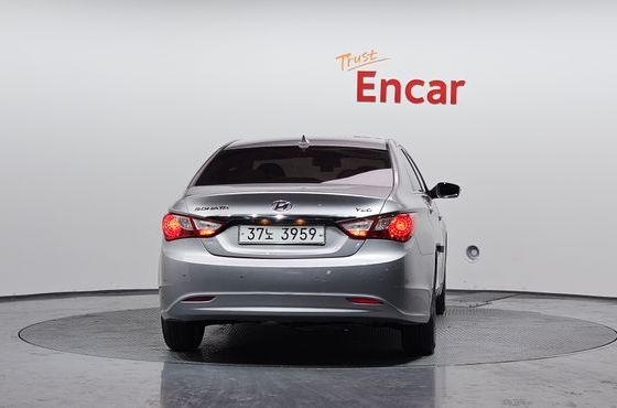 Hyundai Sonata Premier Deluxe — пробег 134 903 км — фото 4 из 5