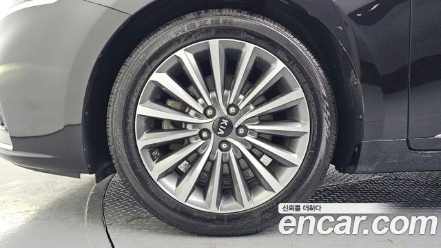 Kia K7 из Кореи Encar