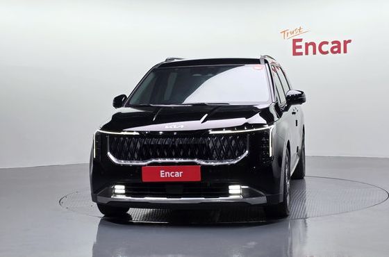 Kia Carnival 9-Seater Signature — пробег 17 948 км — фото 3 из 5