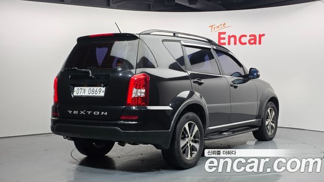 Ssangyong Rexton 2.2 4WD RX7 Luxury — пробег 217 245 км — фото 2 из 5