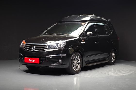 Ssangyong KORANDO 4WD Chateau 9-seater High-roof — пробег 139 835 км — фото 1 из 5