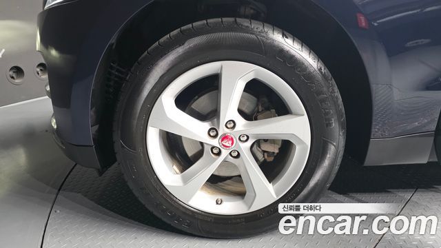 Jaguar F-PACE из Кореи Encar