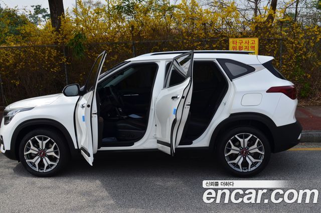 Kia Seltos из Кореи Encar