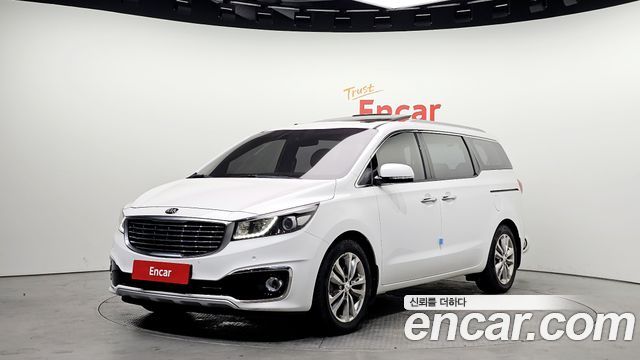 Kia Carnival 9-seater Luxury — пробег 175 580 км — фото 1 из 5