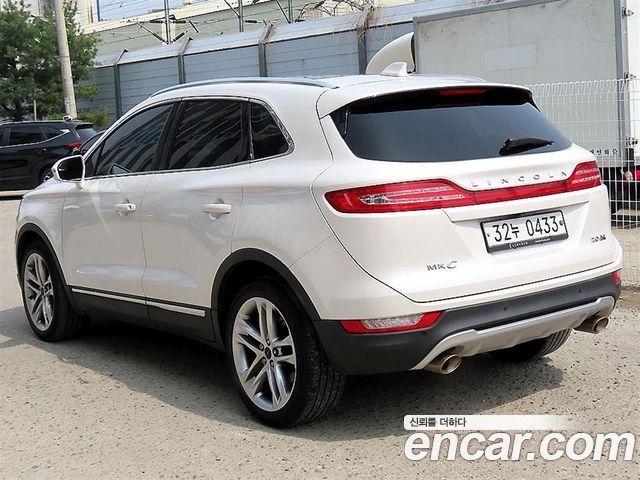 Lincoln MKC 2.0 AWD — пробег 92 738 км — фото 3 из 5