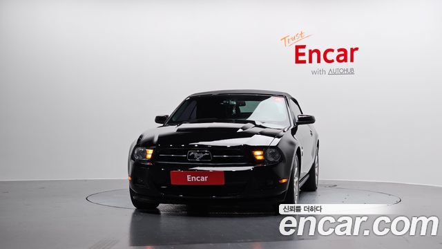 Ford Mustang Convertible — пробег 115 860 км — фото 3 из 5