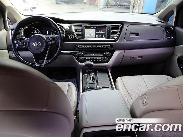 Kia Carnival 9-seater Noblesse — пробег 185 169 км — фото 5 из 5