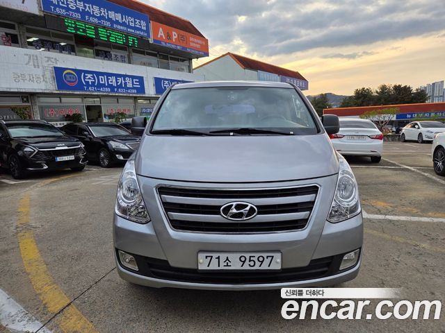 Hyundai Starex 4WD 12-Seater Wagon Smart — пробег 154 974 км — фото 1 из 5